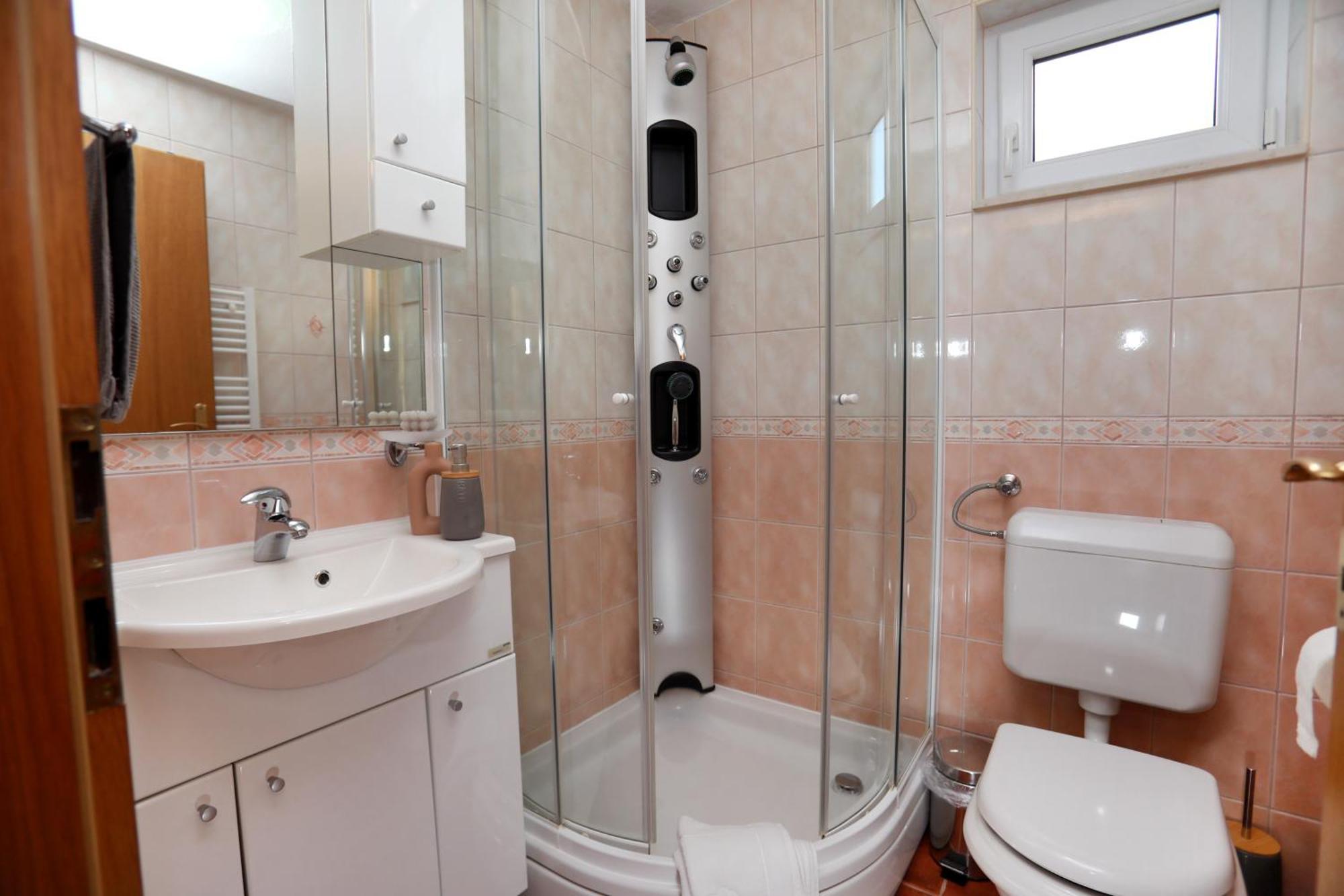 Apartment Nevistic *